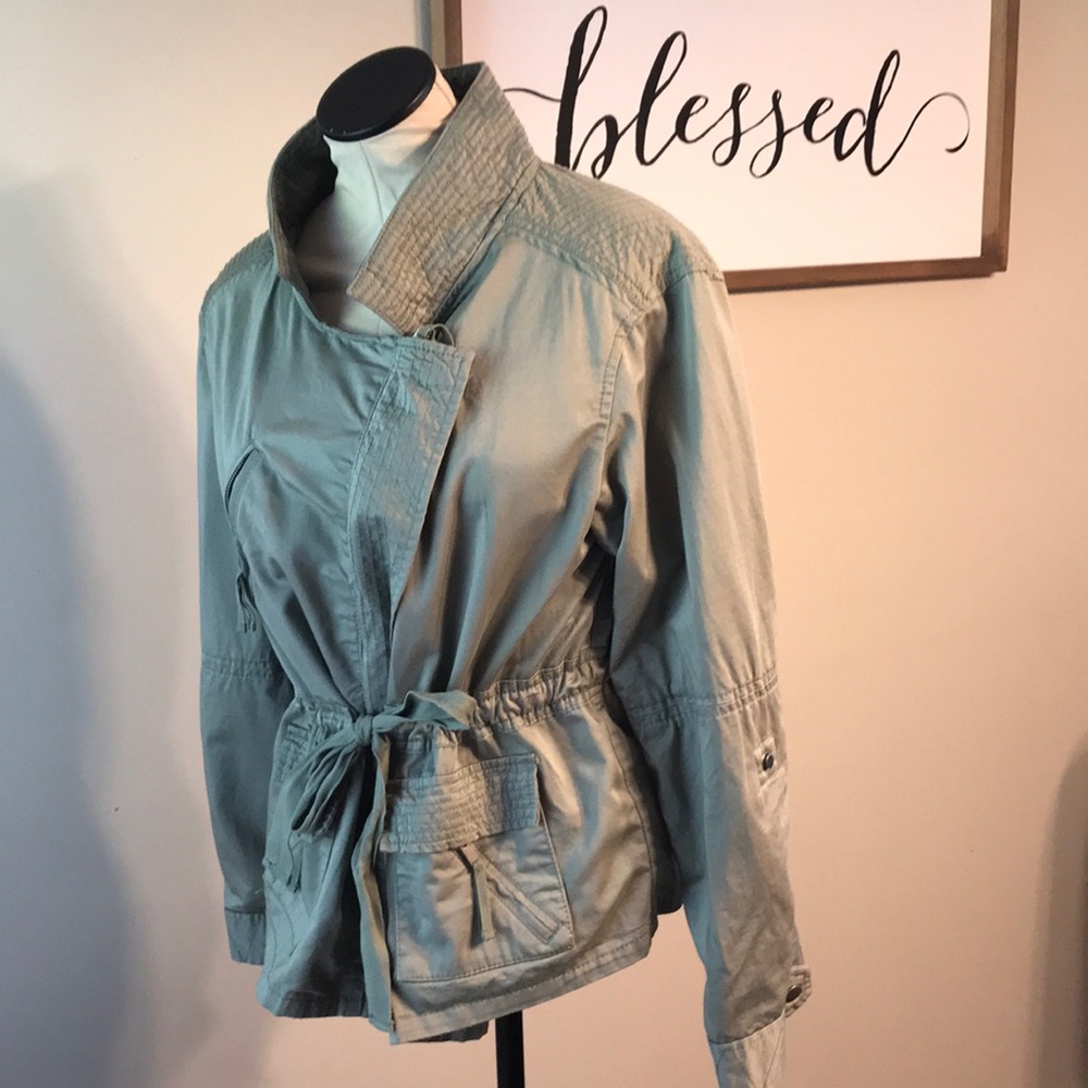 Loft drawstring olive-green jacket. Size Small